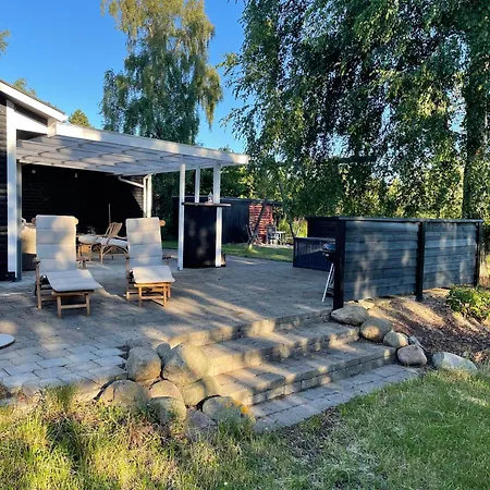 Bright And Cozy Near The Ideal For Family Getaways Сasa de vacaciones Ebeltoft