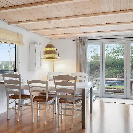 Cozy House Close To A Good Bathing And Town Holiday home Ebeltoft