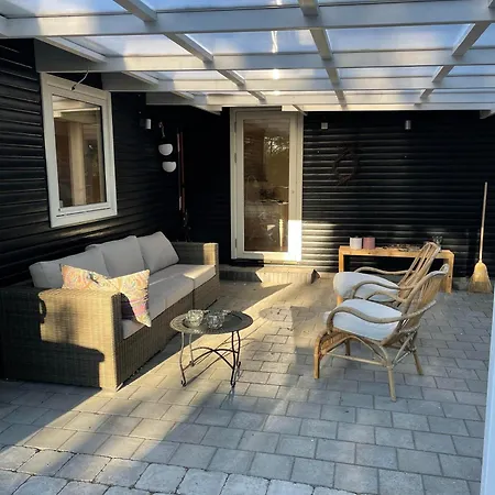 Cozy House Close To A Good Bathing And Town Holiday home *